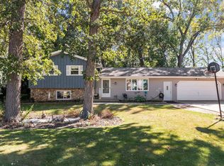 1205 Woodland Dr, Menasha, WI 54952