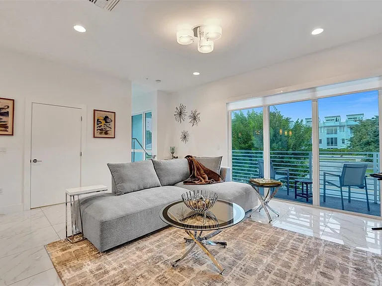 1371 N Ocean Blvd — Photo 22