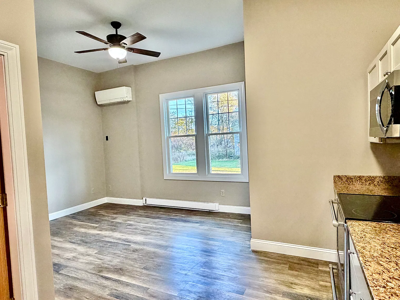 1 bed, $1,225 — Photo 4