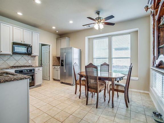 5th image of 11962 Stephenville Dr
