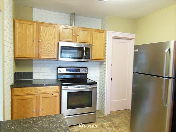 2nd image of 534 Arcadia Avenue