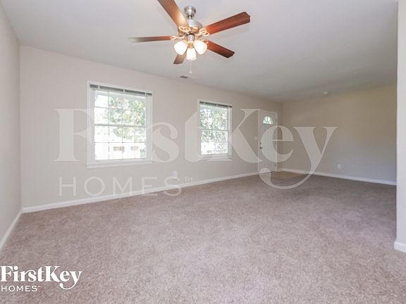 2nd image of 873 White Oak Dr