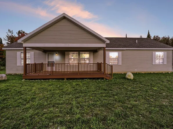 433 Alexander Rd, Vanderbilt, MI 49795