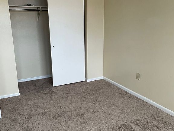 5th image of 358 N Edwards Ave APT 8