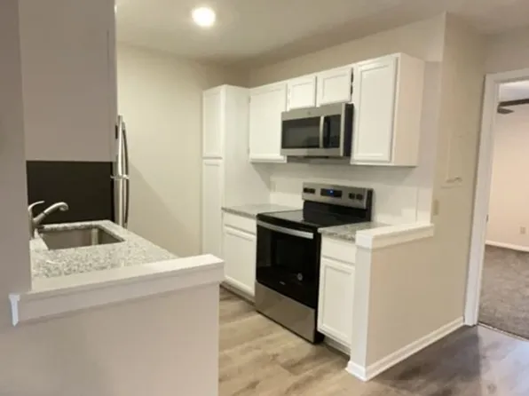 3632 Wyoming St, Kansas City, MO 64111