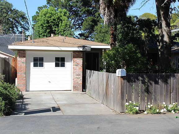 2nd image of 385 Belmont Ave