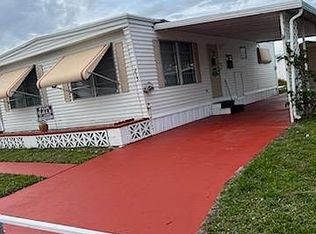 215 SE Trafalgar Ter, Stuart, FL 34994