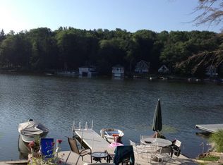 290 W Shore Dr, Lake Ariel, PA 18436