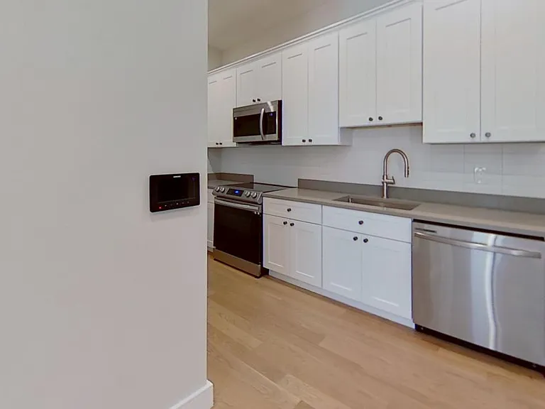 20 Highgate St #1 — Photo 2