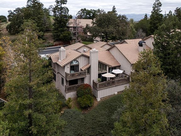2nd image of 1464 Bullion Cir