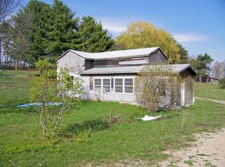 5478 N 3 Rd, Mesick, MI 49668