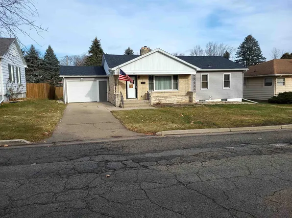 306 12th Ave, New Glarus, WI 53574