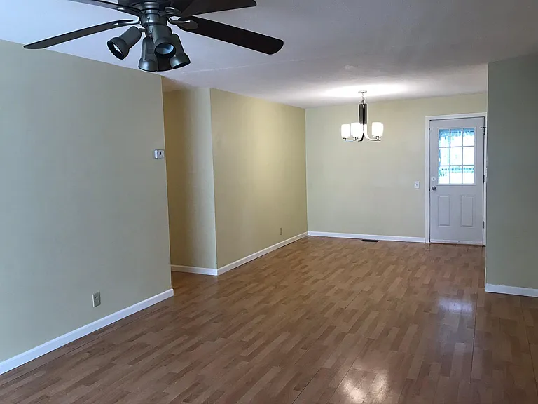 1318 Ranchland Dr — Photo 7