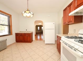 118 Garfield Ave #2, Chelsea, MA 02150