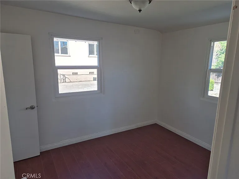 118 1/2 Fano St — Photo 2