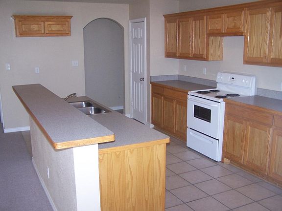 5th image of 1102 N Ricketts St