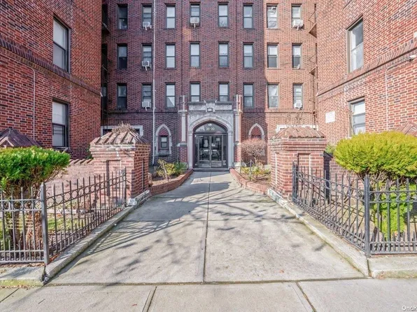 36-20 168 Street #5H, Flushing, NY 11358