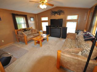 W7140 Phoenix Dr, Fond Du Lac, WI 54937