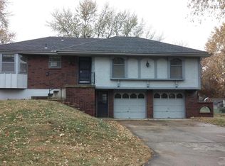 213 Hillcrest Rd, Belton, MO 64012