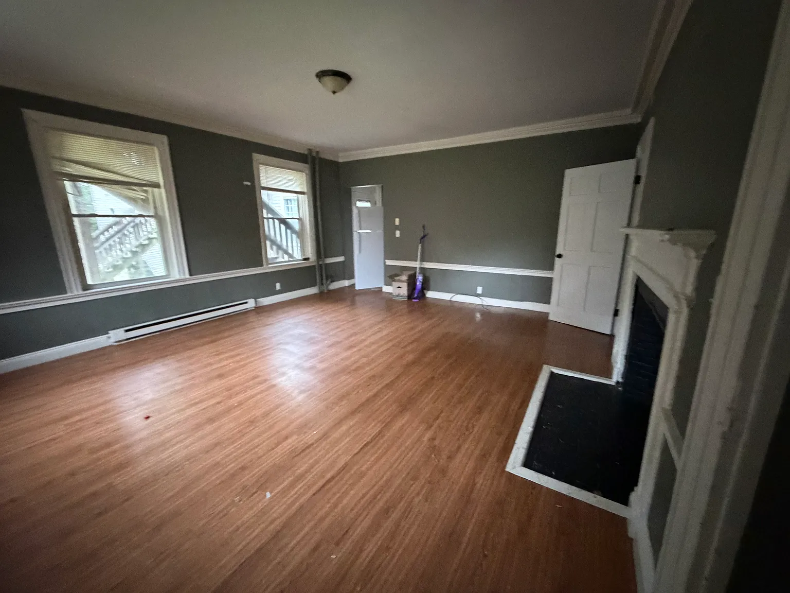 91 Main St — Photo 3
