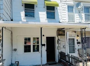 1139 W Pine St, Coal Township, PA 17866