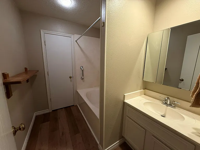 103 Windmill Cv — Photo 16