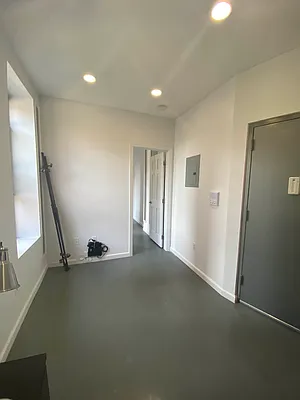 Rented by Aimee Grodanz, LREB | media 6