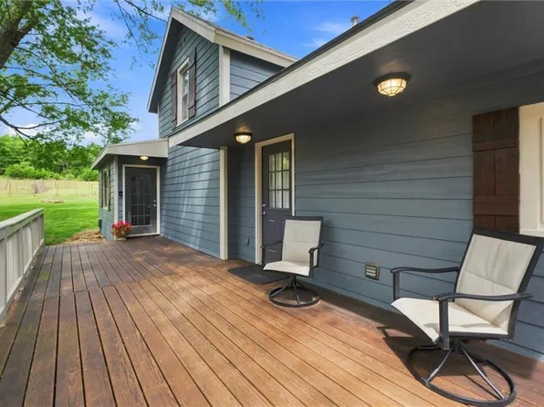 30405 Oak Grove Rd, Paola, KS 66071