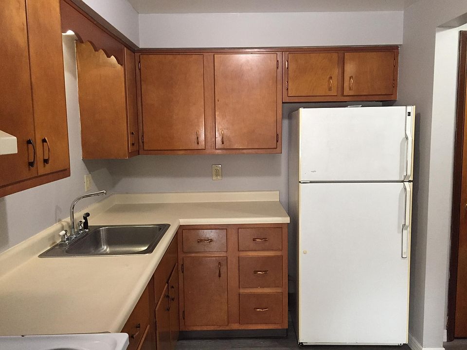 2nd image of 1146 Dohrman St APT 2