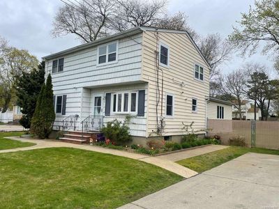 919 Wilson Boulevard, Central Islip, NY, 11722