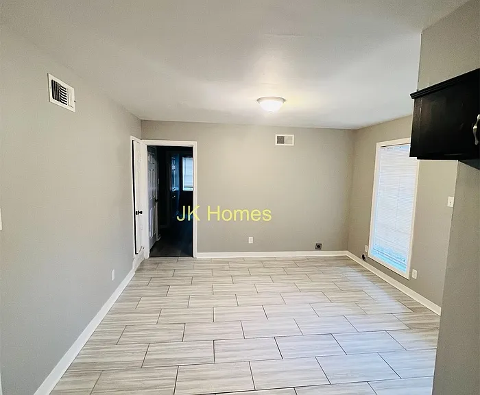 2179 Stephanie Ave — Photo 6
