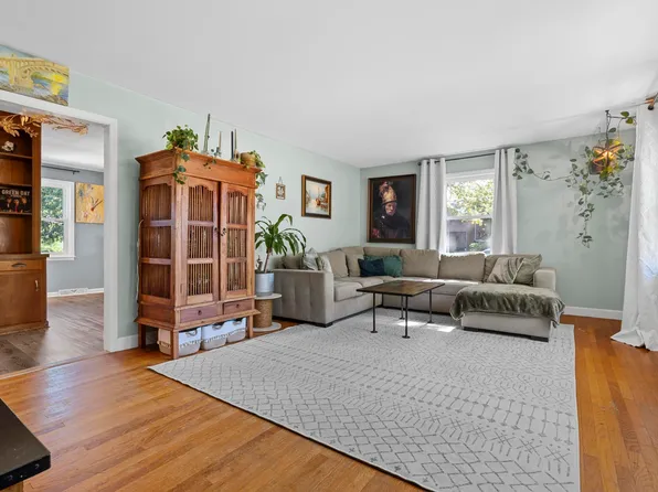 1500 Redwood Dr, West Columbia, SC 29169