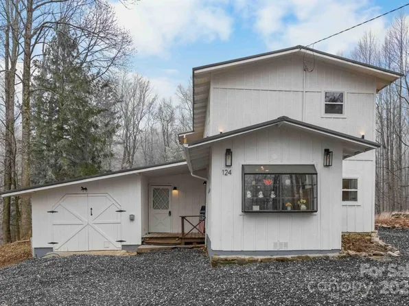 124 Glad Tidings Ln, Sylva, NC 28779