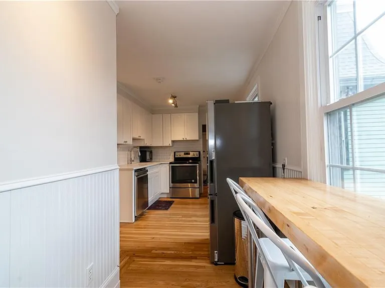 21 School St #3 — Photo 12