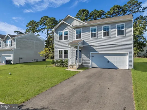 103 Sandpiper Ln, Tuckerton, NJ 08087