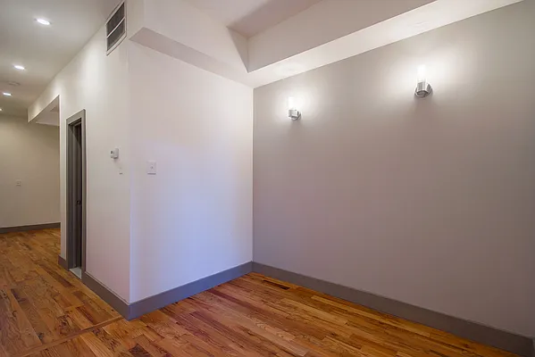 Rented by Nooklyn NYC LLC | media 15