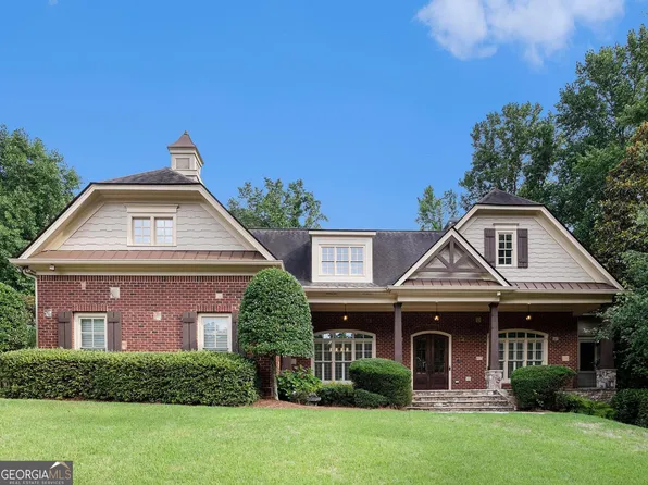 287 Scenic Falls Blvd, Hoschton, GA 30548