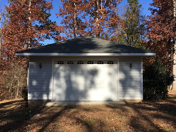 Oversize garage for toys