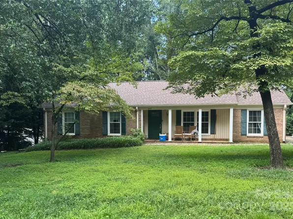 6900 Valley Haven Dr, Charlotte, NC 28211