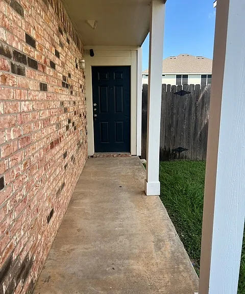 2522 Pascal Ct #B — Photo 3