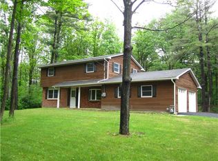 71 Sunset Cir W, Ithaca, NY 14850