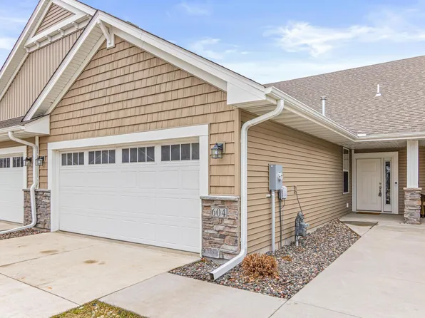 604 Liberty Way, Vadnais Heights, MN 55127