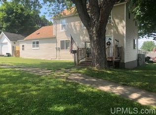 414 Vulcan St, Iron Mountain, MI 49801