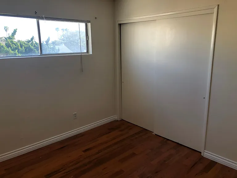 955 Diamond St — Photo 9