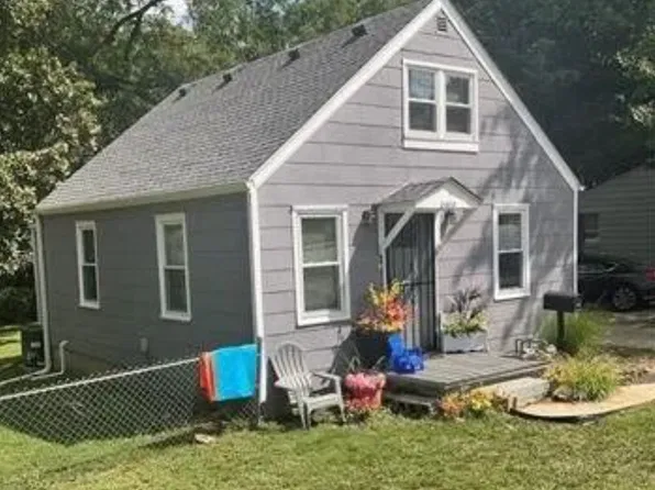 3403 S Sterling Ave, Independence, MO 64052