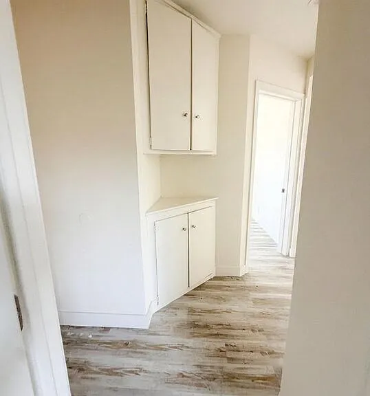 10218 Darby Ave #4 — Photo 9
