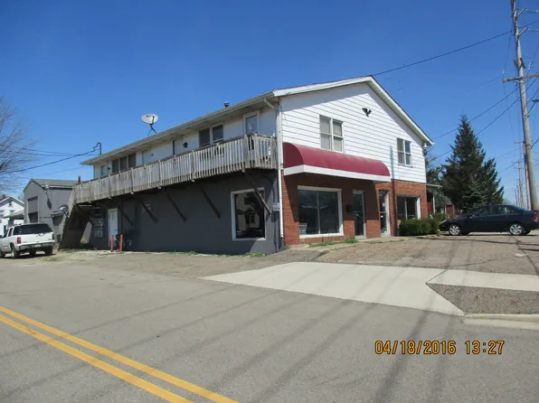 1323 W Main St, Louisville, OH 44641