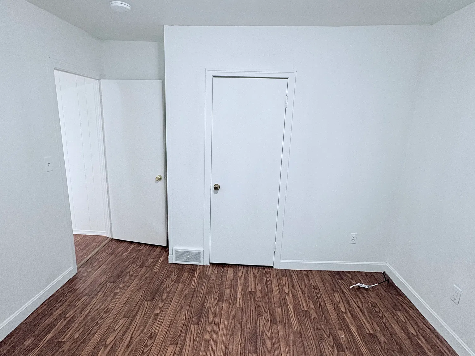 2 bed, 950 sqft, $1,650 — Photo 1