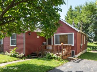 917 E Lake St, Aurora, IL 60506