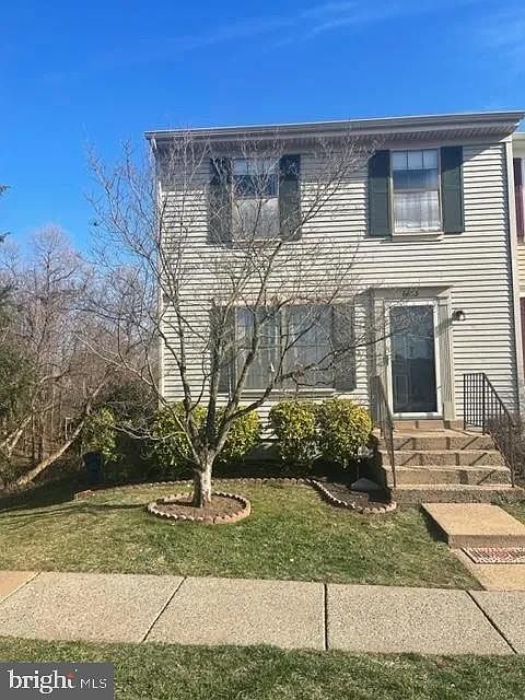 1st image of 6633 Hunting Path Rd